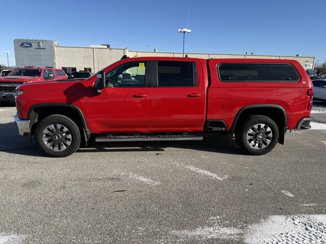 Used 2021 Chevrolet Silverado 2500 LT w/ Convenience Package image 6