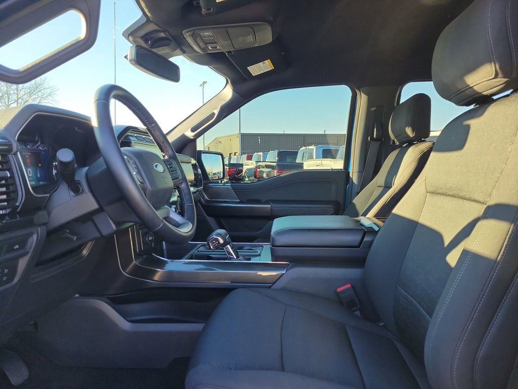 Certified 2021 Ford F150 XLT w/ Equipment Group 302A High image 16