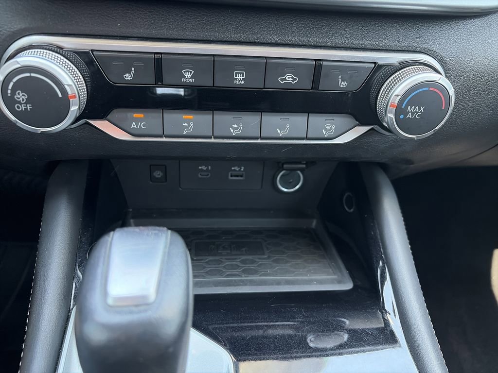 Used 2023 Nissan Altima 2.5 SV w/ SV Premium Package AWD/4WD image 25