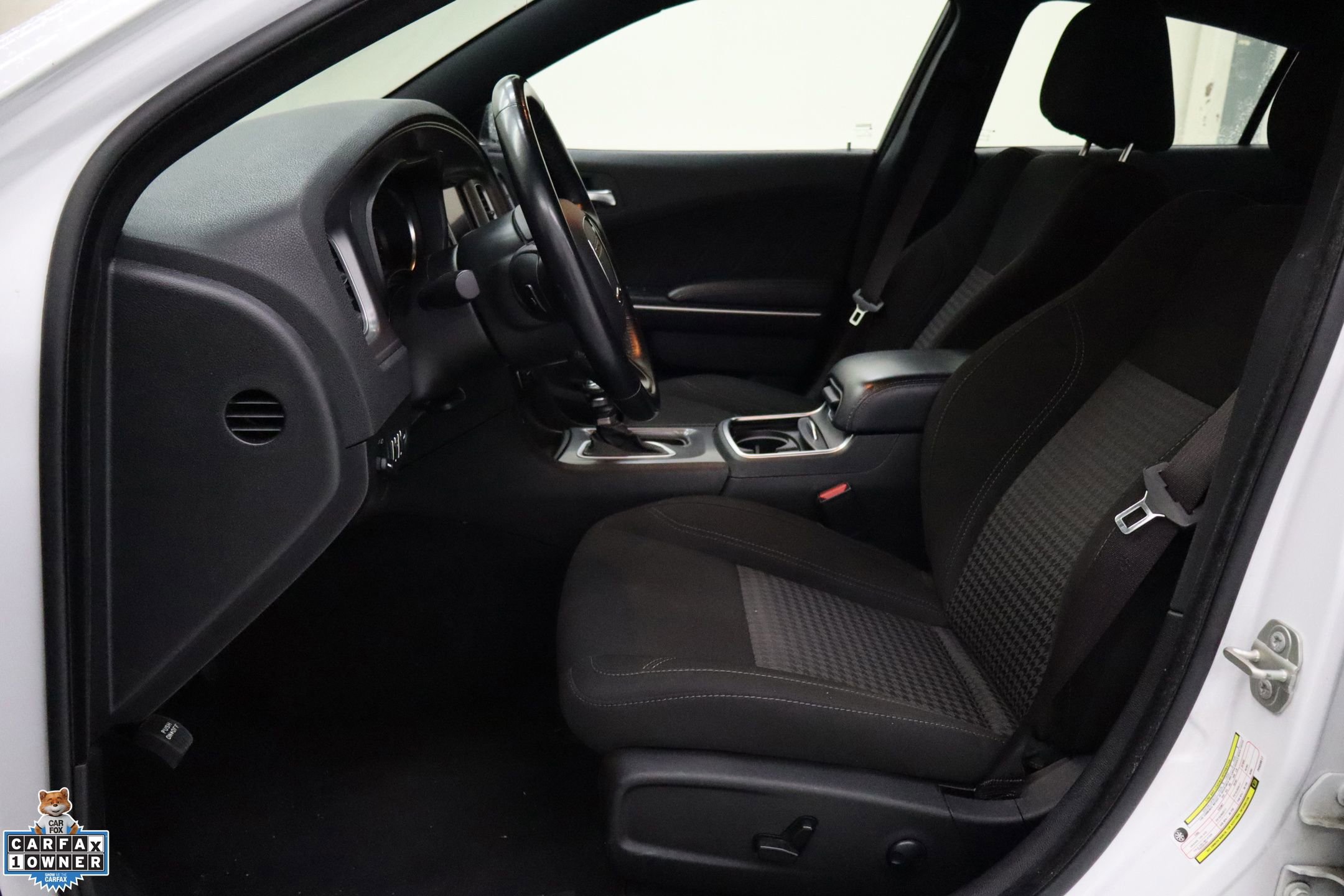 Used 2023 Dodge Charger SXT image 12