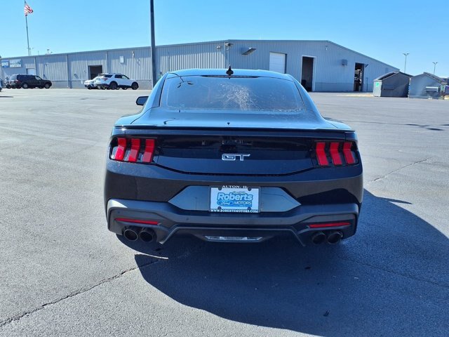 Certified 2024 Ford Mustang GT Premium RWD image 4