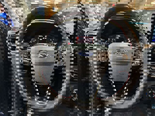 Certified 2022 Ford Escape SEL w/ SEL Stealth AWD Package image 6