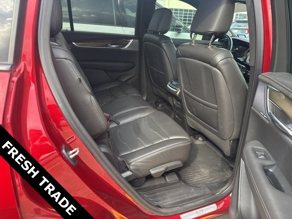 Used 2022 Cadillac XT6 Sport w/ Platinum Package image 6