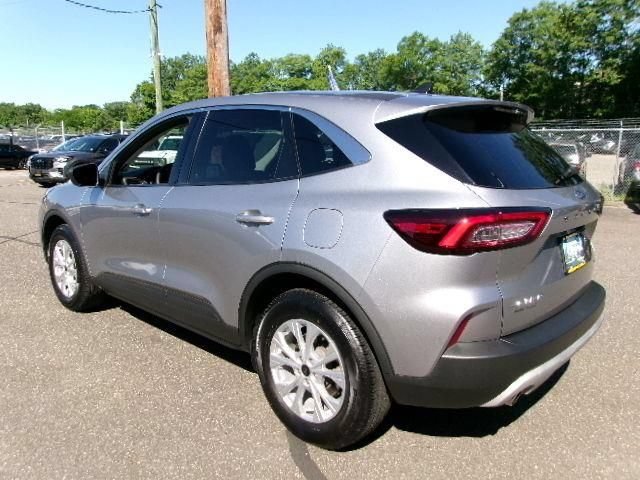 Certified 2023 Ford Escape Active AWD/4WD image 8