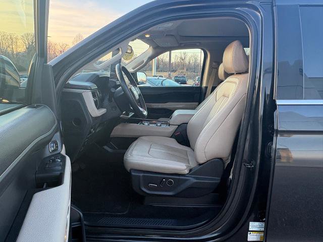 Certified 2024 Ford Expedition Limited image 12