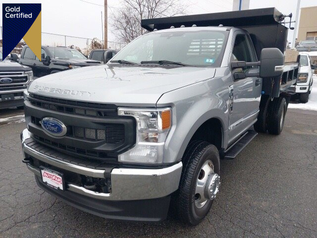 Certified 2022 Ford F350 XL w/ Power Equipment Group image 1