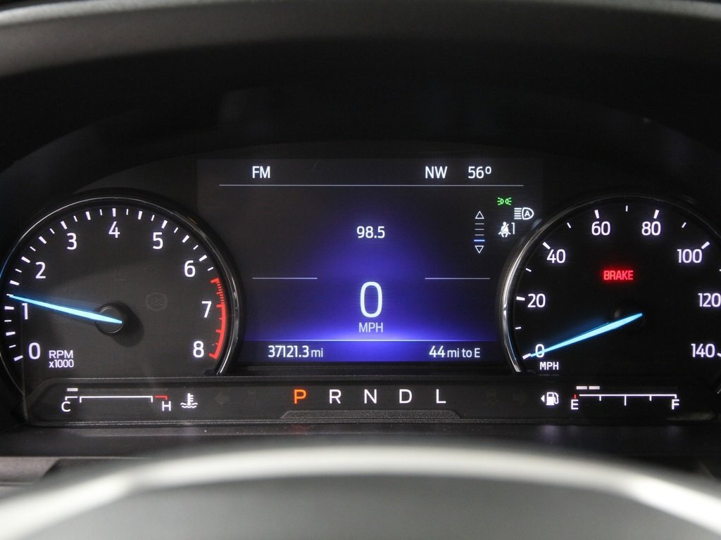 Certified 2022 Ford Explorer XLT w/ Equipment Group 202A image 10