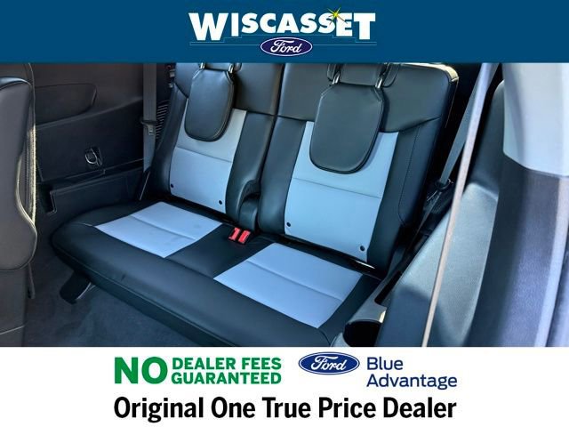 Certified 2022 Ford Explorer XLT w/ Equipment Group 202A image 14