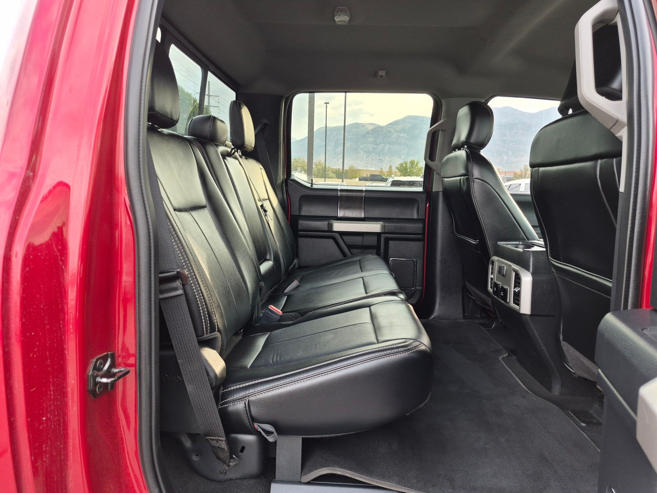 Certified 2020 Ford F250 Lariat AWD/4WD image 31