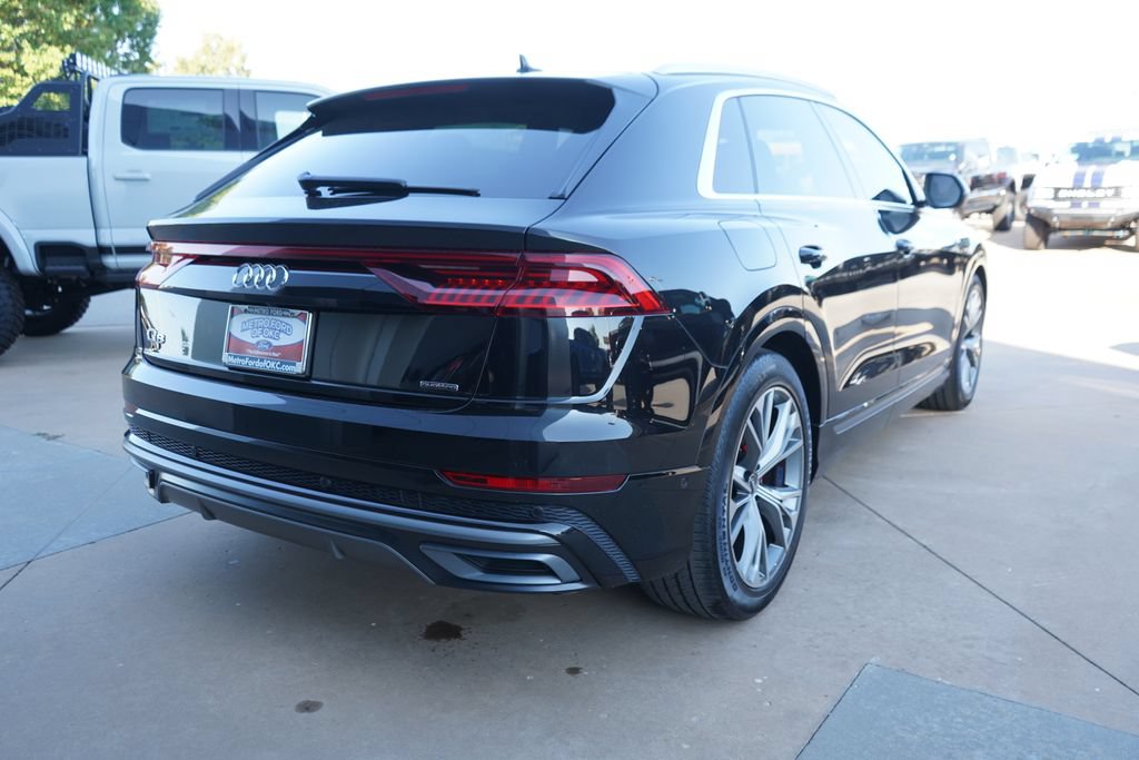 Used 2022 Audi Q8 Prestige w/ Prestige Package AWD/4WD image 12