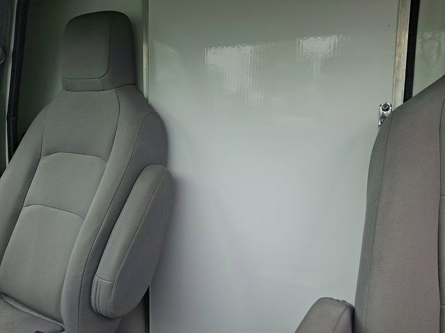 Certified 2023 Ford E-450 and Econoline 450 Super Duty w/ Power Windows & Locks Group RWD image 22