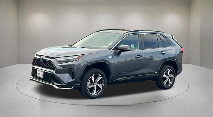 Used 2024 Toyota RAV4 SE w/ Weather & Moonroof Package AWD/4WD image 2