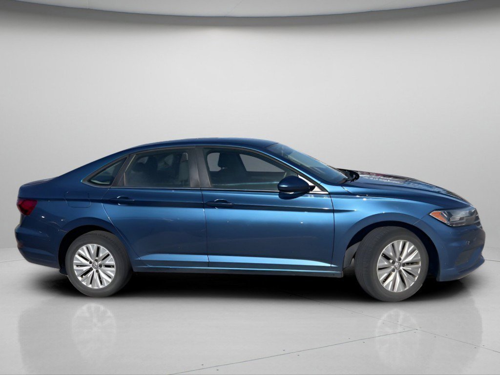 Used 2020 Volkswagen Jetta S w/ Driver Assistance Package FWD image 3