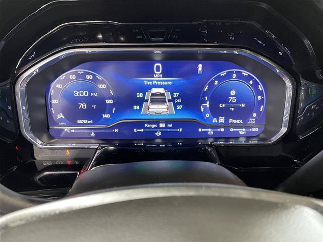 Used 2022 Chevrolet Silverado 1500 LT AWD/4WD image 3