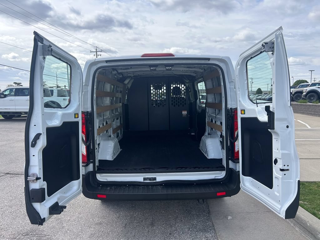 Certified 2025 Ford Transit 250 Low Roof w/ Exterior Upgrade Package RWD image 13
