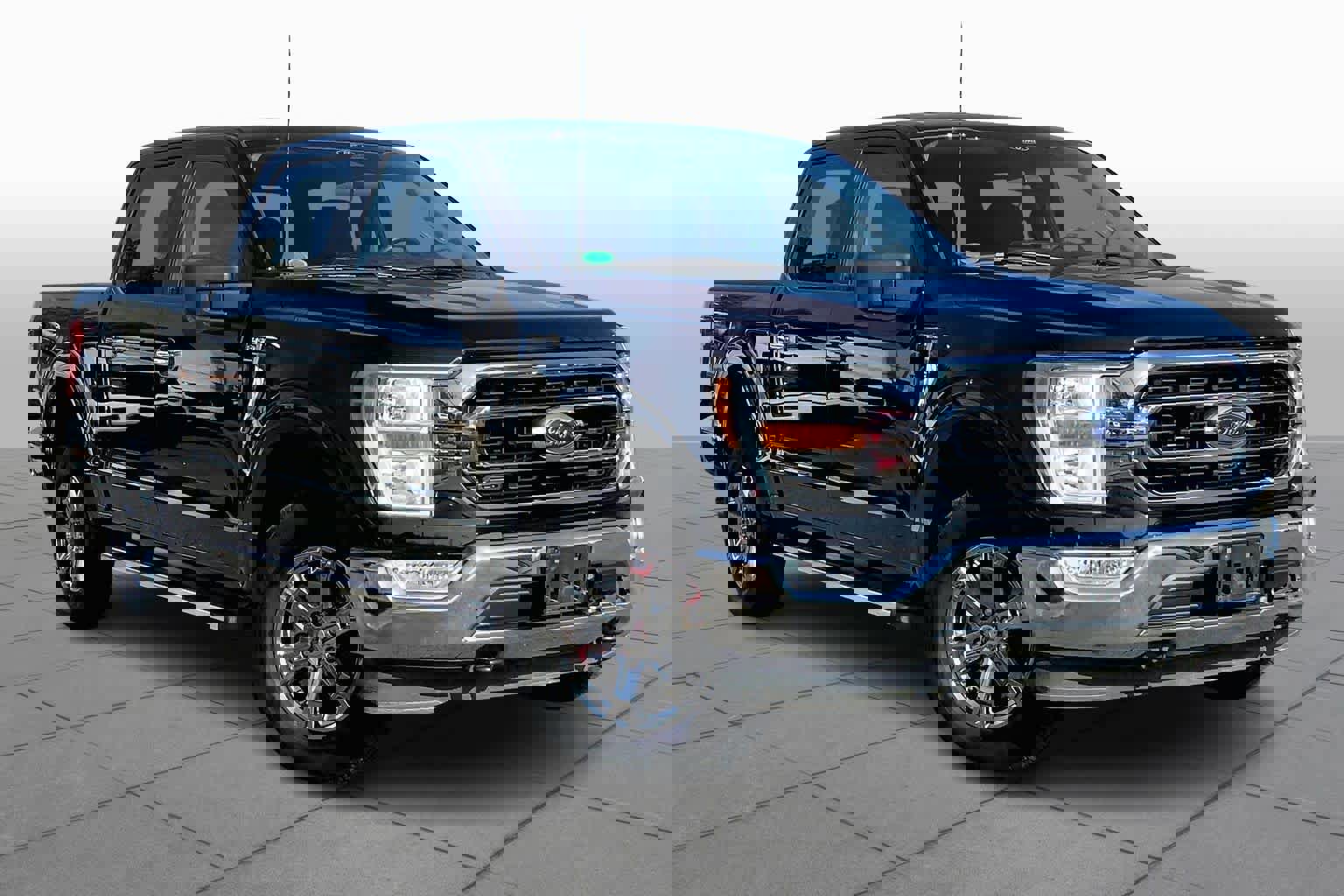 Certified 2022 Ford F150 XLT w/ XTR Package image 5