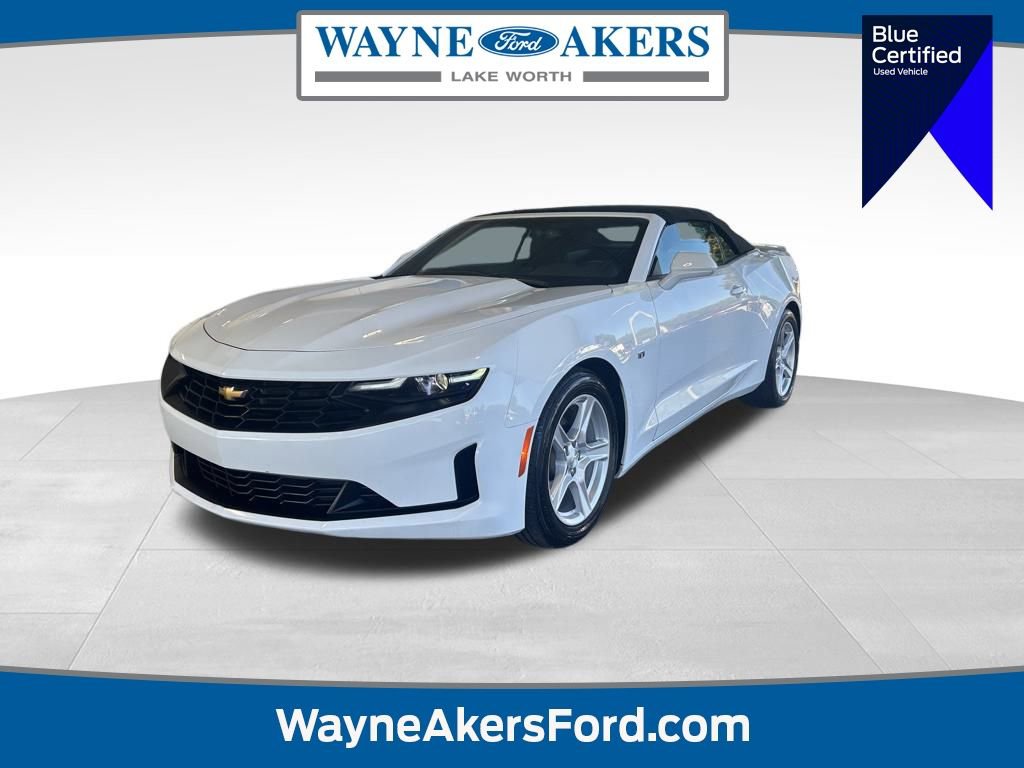 Used 2023 Chevrolet Camaro LT image 1