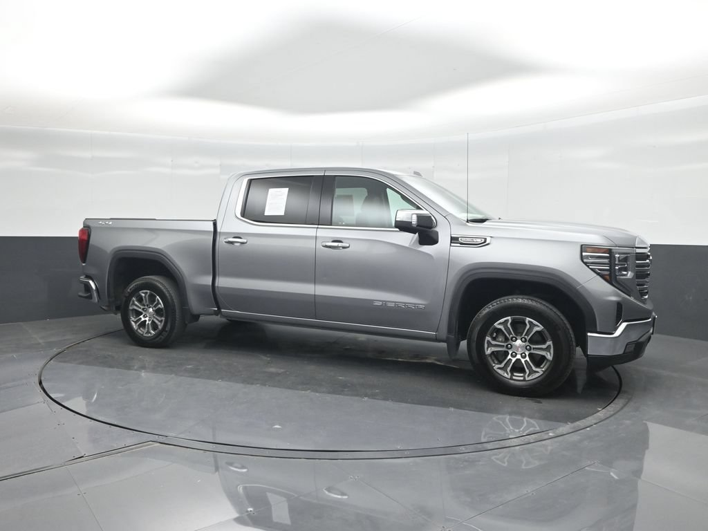 Used 2025 GMC Sierra 1500 SLT AWD/4WD image 11