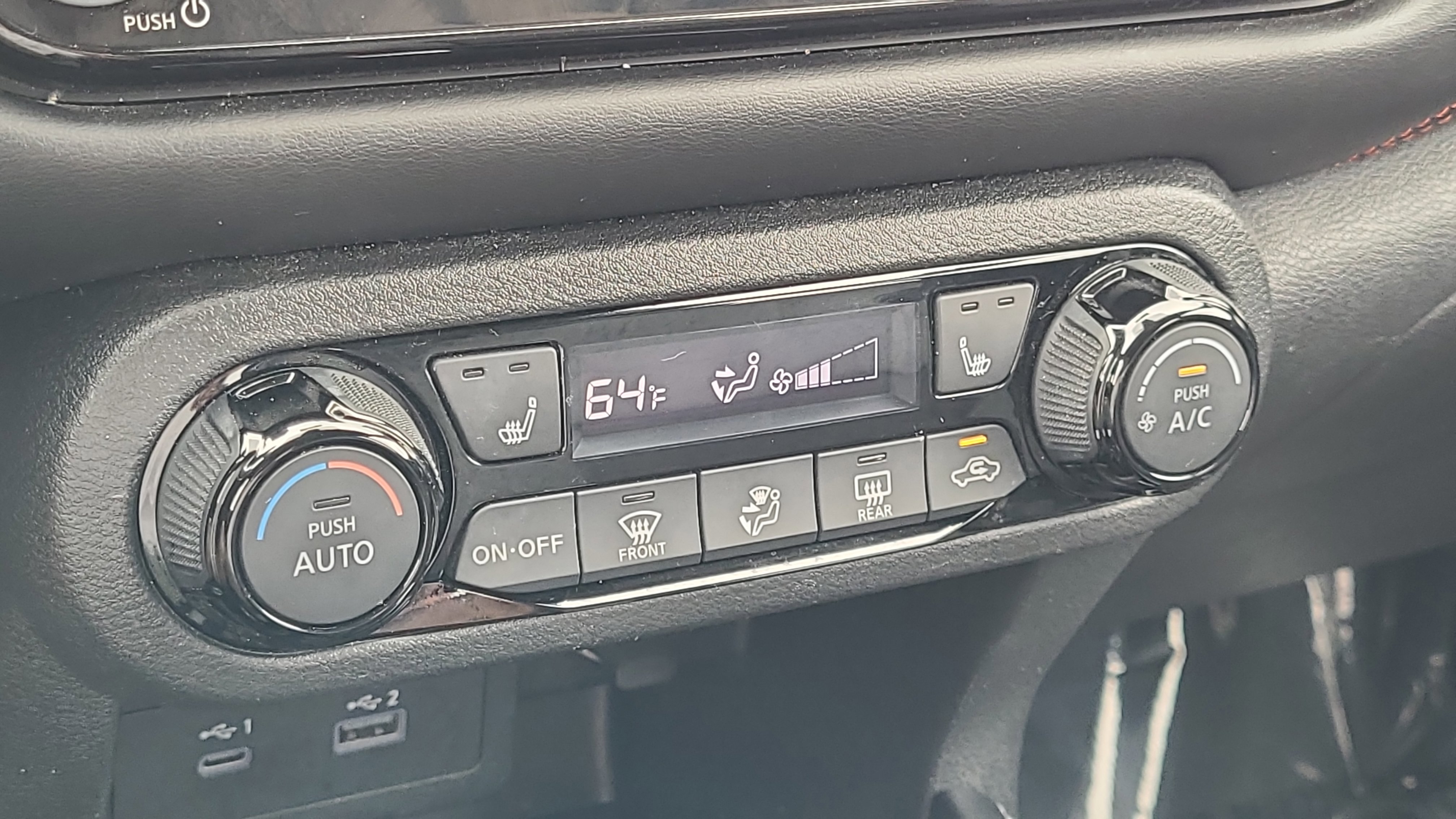 Used 2022 Nissan Kicks SR w/ Premium Package image 22