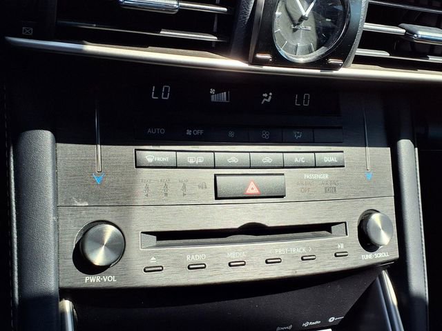 Used 2019 Lexus IS 300 F Sport w/ F Sport Package image 8