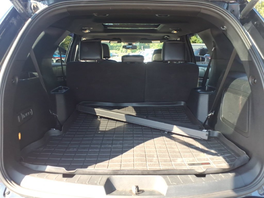 Certified 2017 Ford Explorer Platinum AWD/4WD image 29