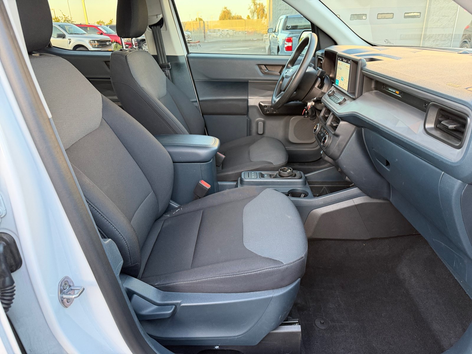 Certified 2024 Ford Maverick XL FWD image 30