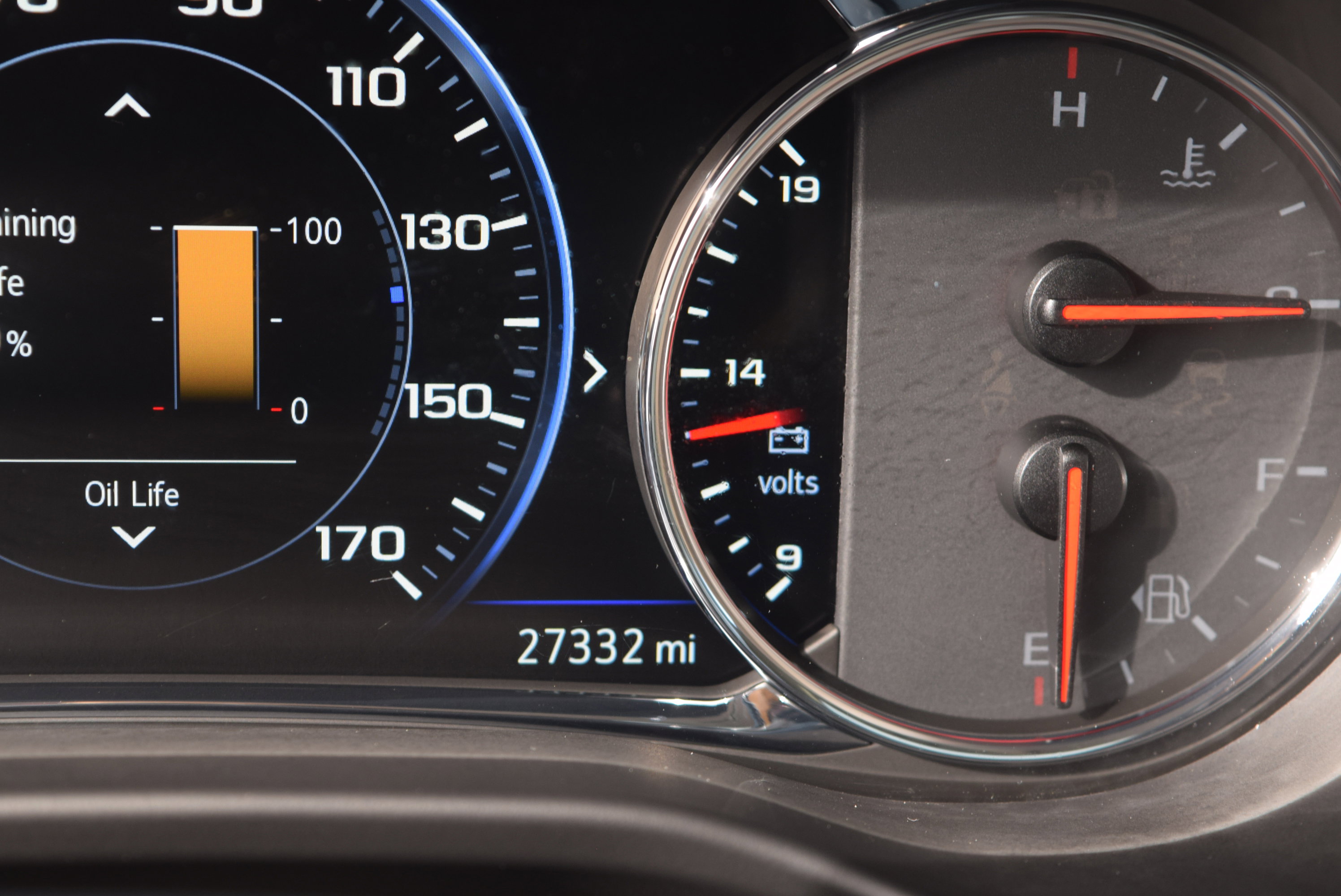 Used 2021 GMC Acadia Denali w/ Denali Ultimate Package image 18