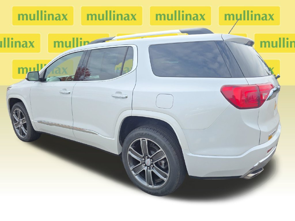 Used 2019 GMC Acadia Denali w/ Technology Package AWD/4WD image 11