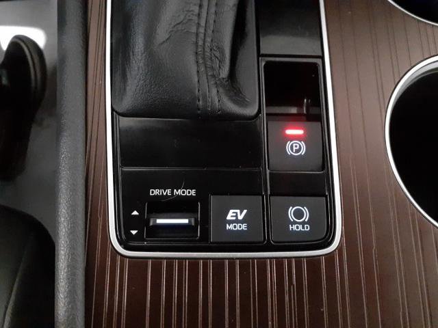 Used 2021 Toyota Sienna XLE image 28