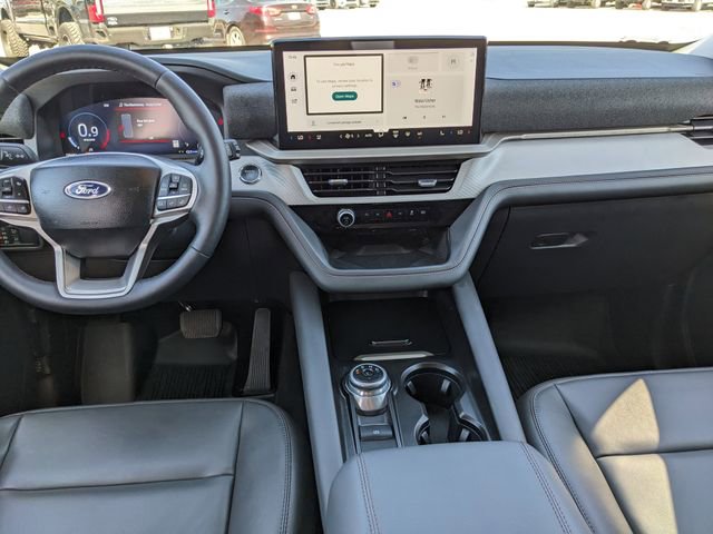 Certified 2025 Ford Explorer Active w/ Active Comfort Package AWD/4WD image 17