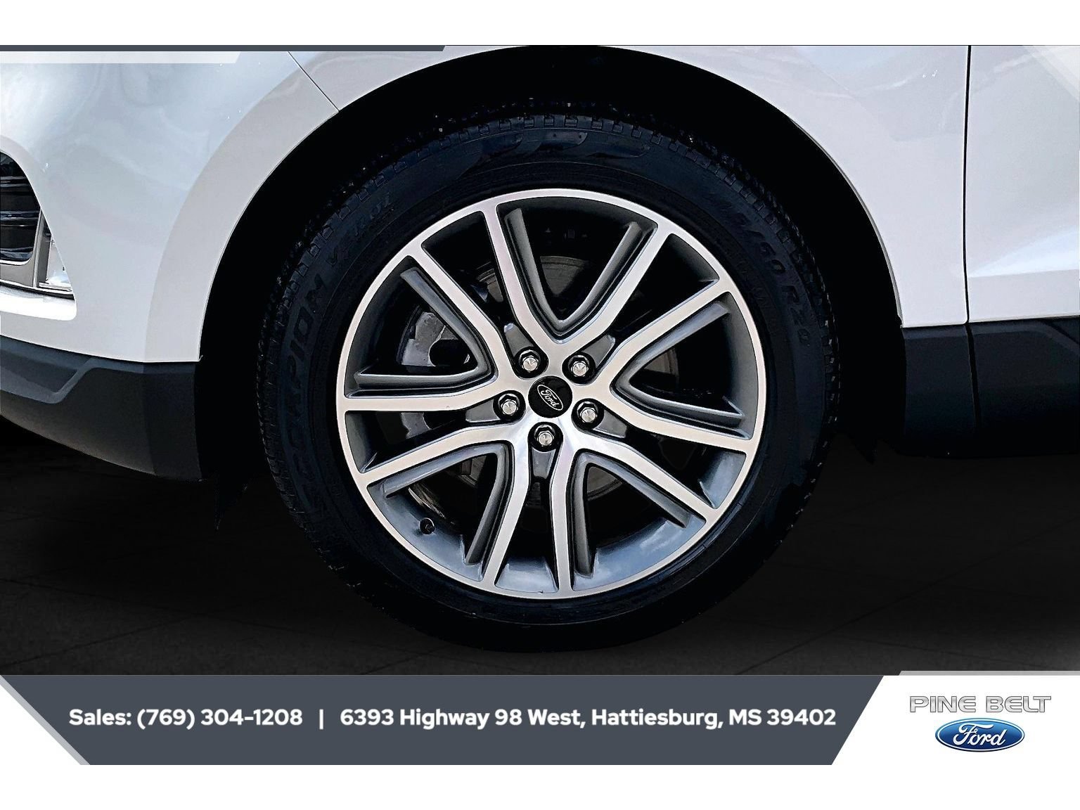 Certified 2023 Ford Edge Titanium AWD/4WD image 7
