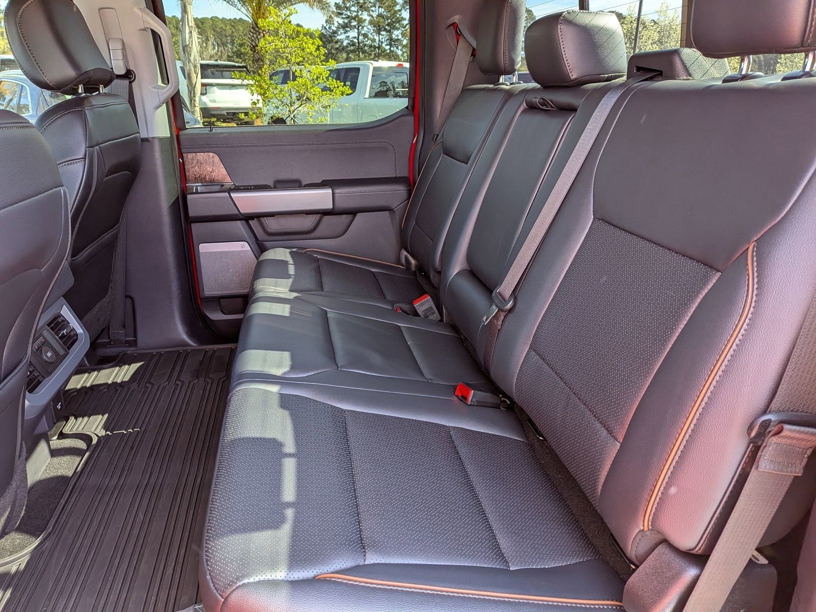 Certified 2026 Ford F250 Lariat w/ Black Appearance Package image 8