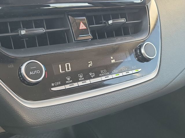 Used 2023 Toyota Corolla LE FWD image 18