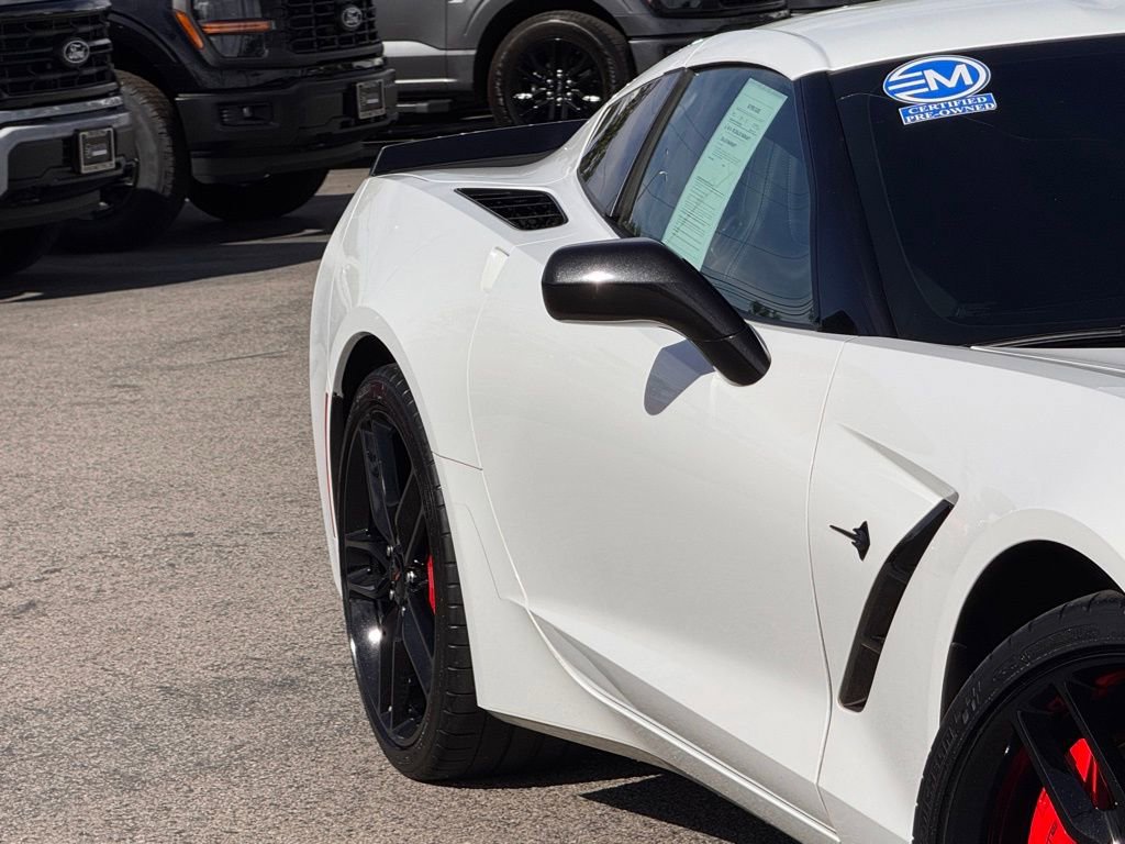 Used 2017 Chevrolet Corvette Stingray Coupe image 5