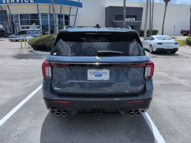 Certified 2025 Ford Explorer ST AWD/4WD image 5