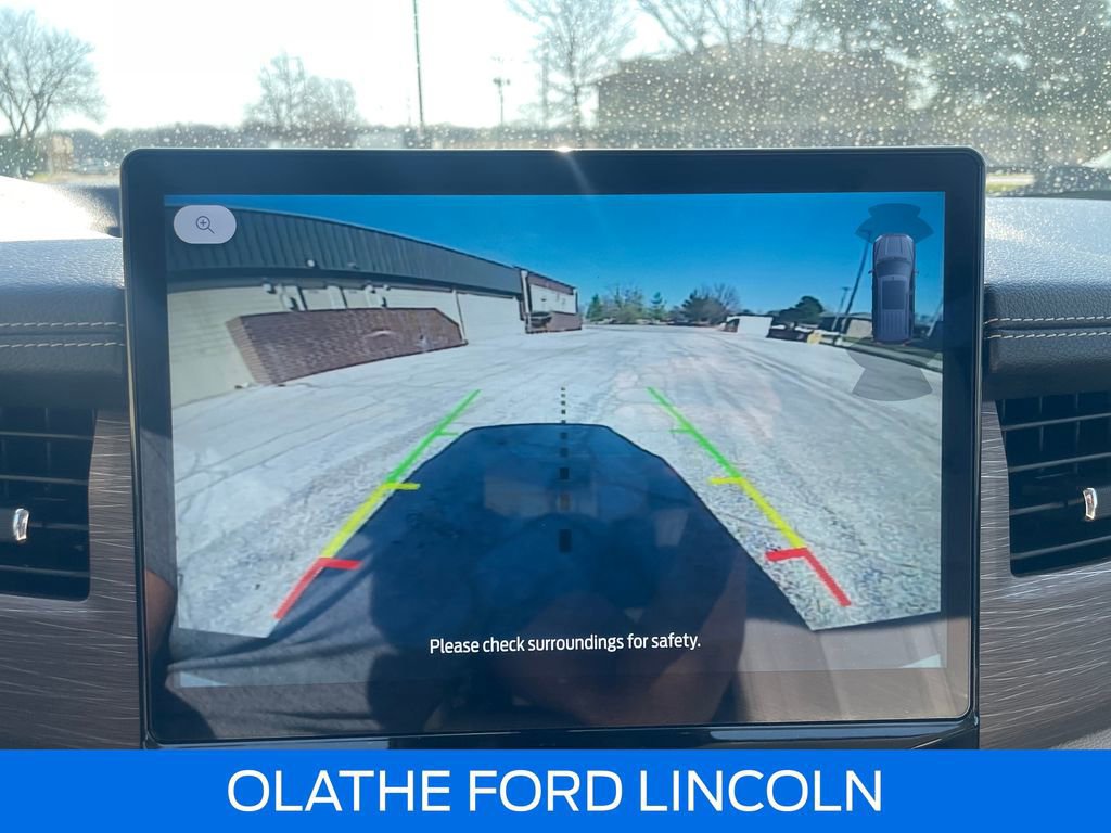 Certified 2022 Ford Expedition Limited image 24