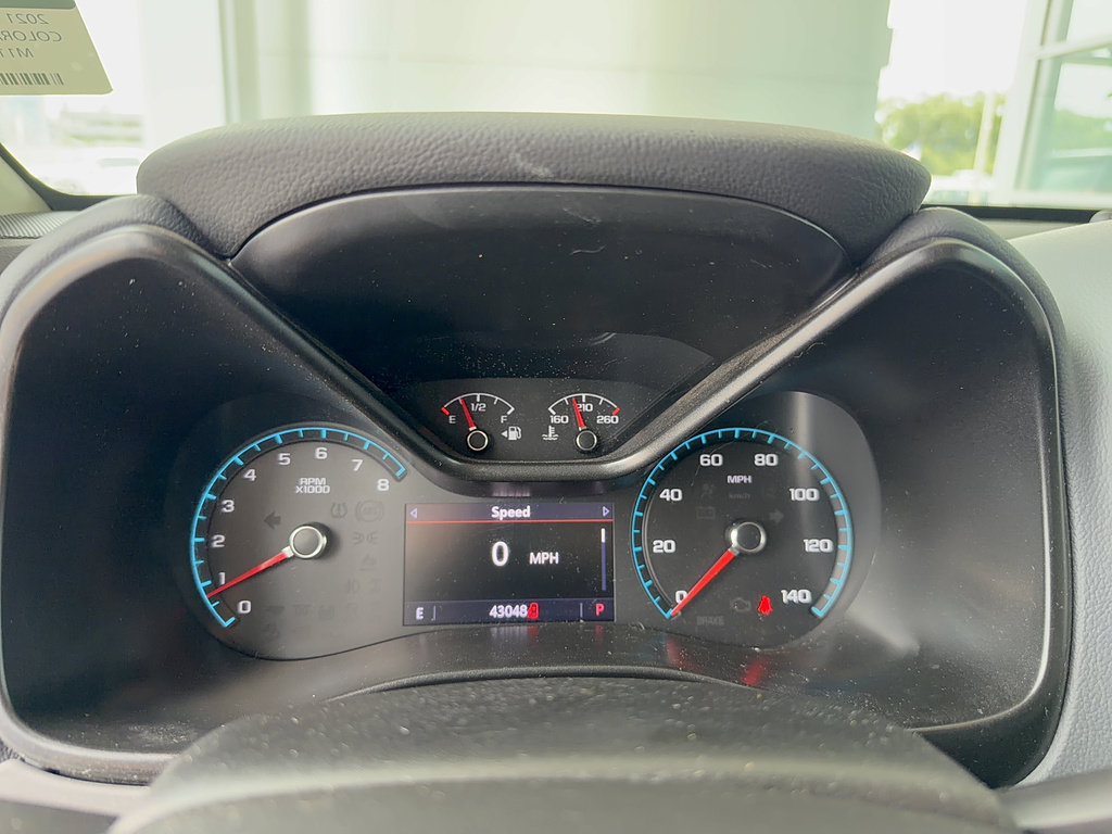 Used 2021 Chevrolet Colorado Z71 AWD/4WD image 17