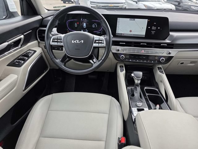 Used 2025 Kia Telluride S FWD image 10