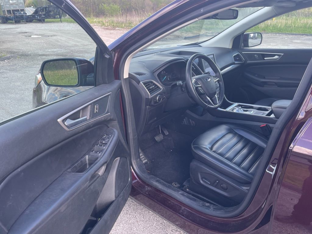 Certified 2024 Ford Edge SEL w/ Convenience Package AWD/4WD image 13