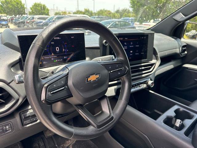 Used 2024 Chevrolet Silverado EV W/T AWD/4WD image 9