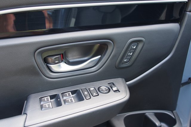 Used 2025 Honda Pilot Touring image 24