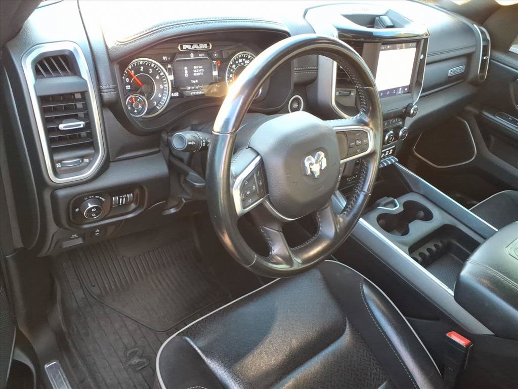 Used 2022 RAM 1500 Laramie w/ Sport Appearance Package AWD/4WD image 10