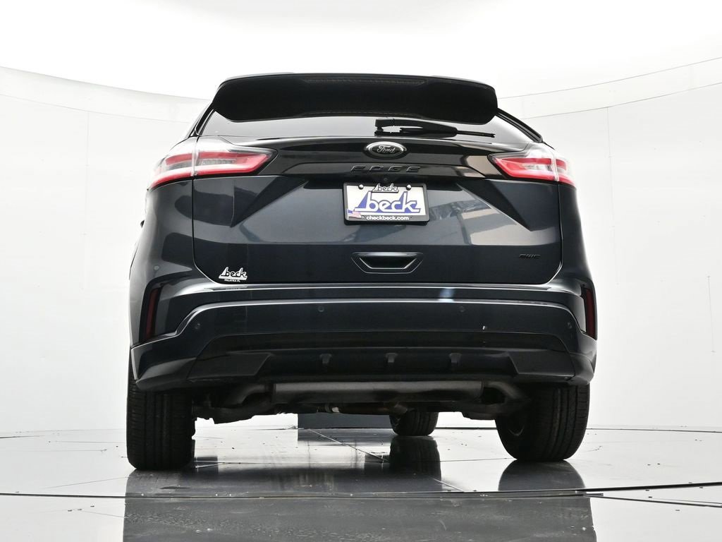 Certified 2022 Ford Edge SE w/ Black Appearance Package image 12