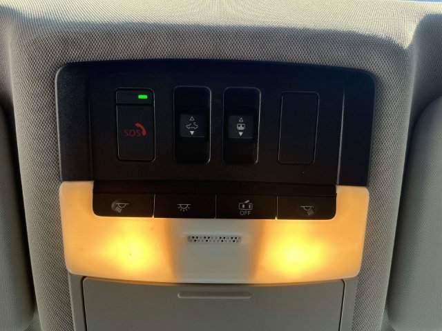Used 2024 Nissan Rogue SV w/ SV Premium Package FWD image 32