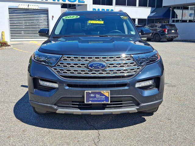 Certified 2023 Ford Explorer Limited w/ Limited Technology Package AWD/4WD image 3