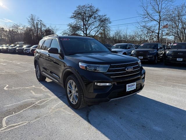 Certified 2022 Ford Explorer XLT w/ Equipment Group 202A image 2