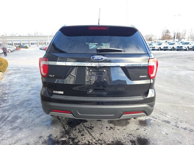 Certified 2019 Ford Explorer XLT w/ Equipment Group 202A image 3