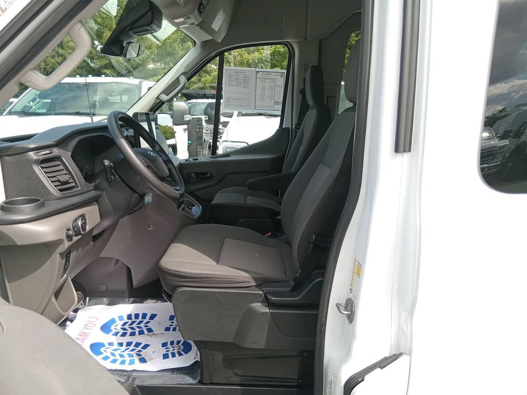 Certified 2024 Ford Transit 350 XLT RWD image 13