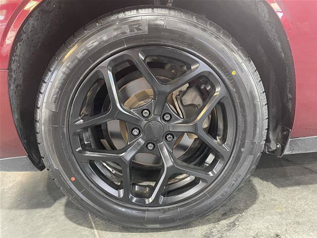 Used 2019 Dodge Challenger SXT RWD image 10