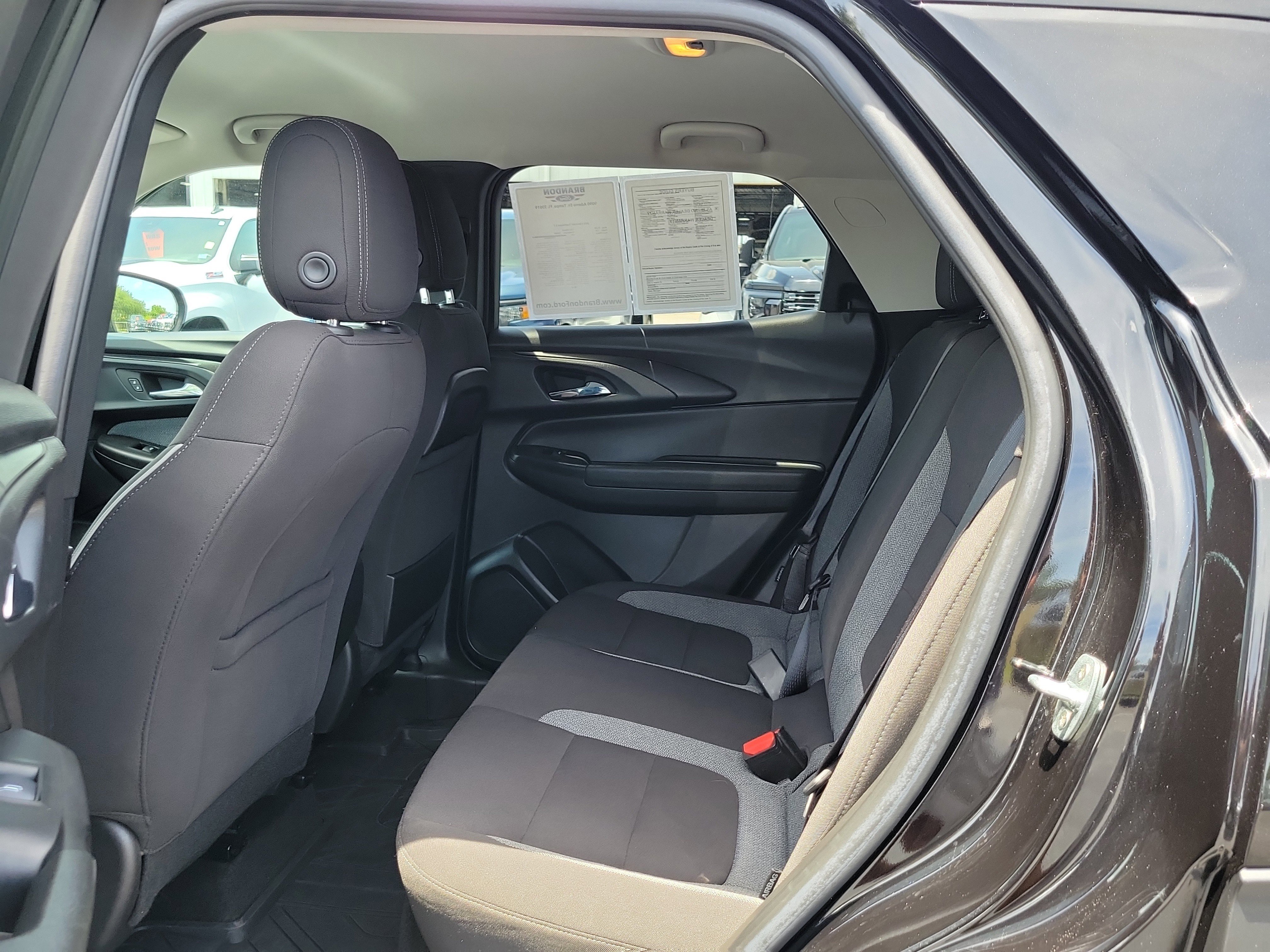 Used 2023 Chevrolet TrailBlazer LT FWD image 14